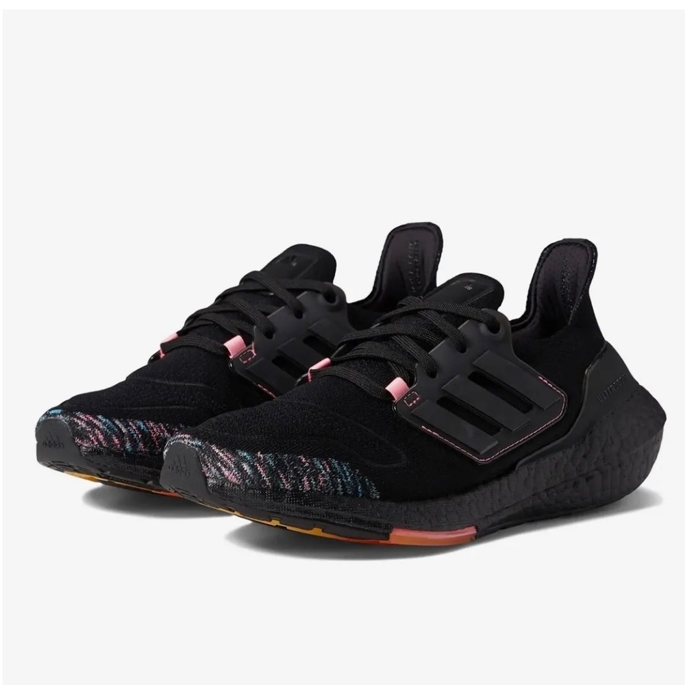 Adidas UltraBoost 22 Shoes Women’s Size 9 Black Pink Athletic Running Sneakers